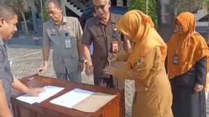 Sekretariat DPRD Brebes Teken Pakta Integritas dan Ikrar Netralitas ASN di Pemilu 2024