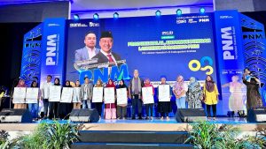 PKU Akbar PNM Cabang Tegal dan Komisi VI DPR RI Dukung Pelatihan PNM ke Nasabah Mekaar di Brebes