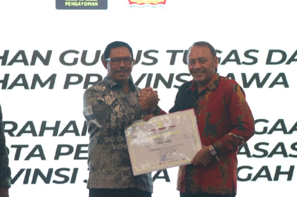 Kota Tegal Raih Penghargaan Kota Peduli HAM