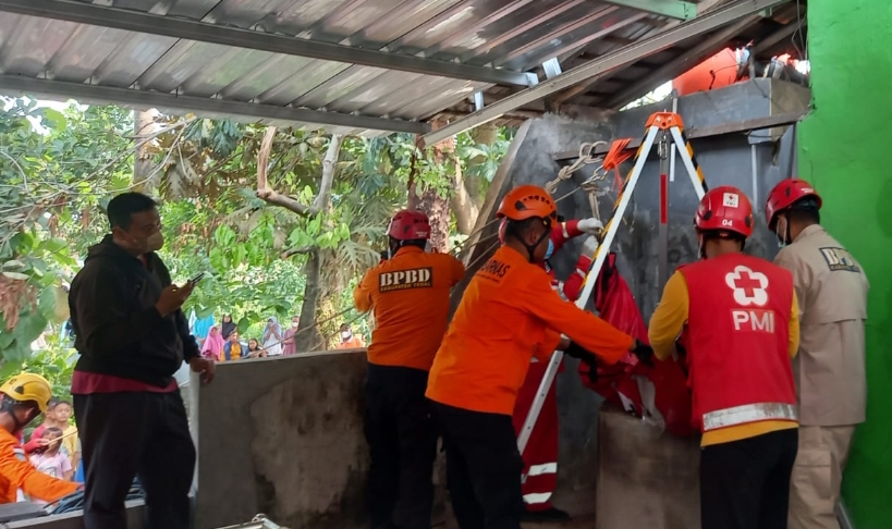 Dua Puluh Hari Dicari, Warga Dukuhsalam Ditemukan Tewas di Dalam Sumur