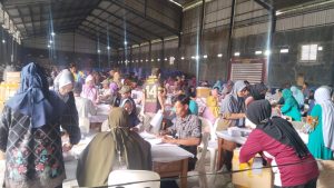 KPU Kabupaten Tegal Kerahkan 500 Pelipat Surat Suara