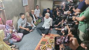 Ganjar Pranowo Bermalam di Rumah Alumni SMK Jateng
