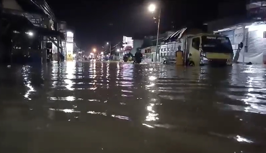 Sungai Babakan Ketanggungan Meluap, 4 Desa Terendam Banjir