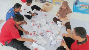 PPK Bumiayu Temukan 1.535 Surat Suara Pemilu Rusak