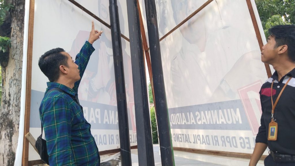 Ribuan Baliho Caleg di Kabupaten Tegal Langgar Aturan