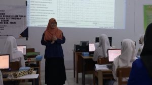 Dosen Akuntansi Poltek Harber Edukasi Siswa Pelaporan Pajak