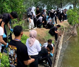 Peduli Lingkungan di Ujung Tegalsari