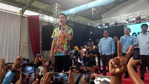 Gibran Sapa Petani Bawang di Brebes, Ini Pesannya