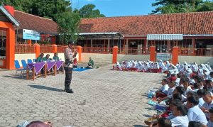 Pelajar SD Pagedangan 02 Deklarasi Anti Perundungan dan Kekerasan