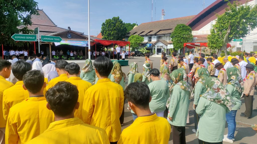 DLH Gelar Apel Hari Peduli Sampah Nasional