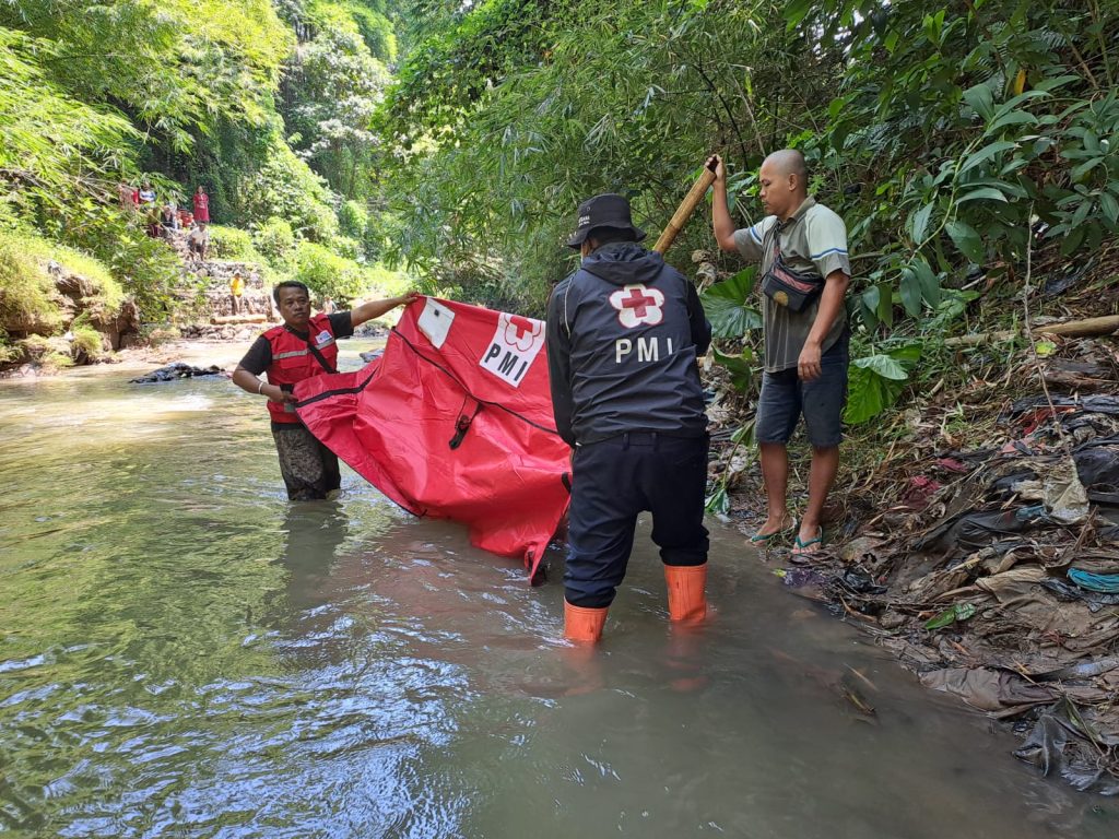 Jenazah Wanita Tanpa Identitas Ditemukan di Sungai Dukuh Karangjongkeng