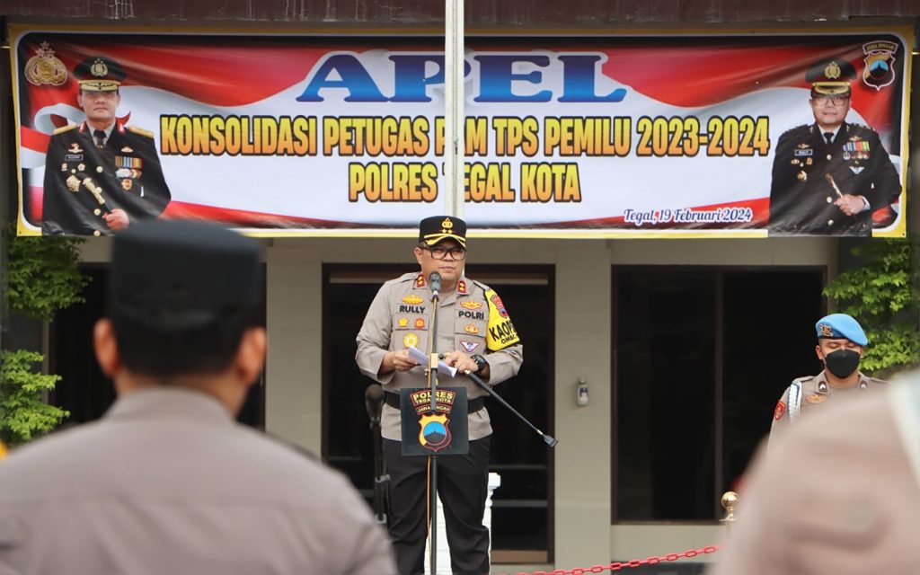 Keberadaan Aparat Pengamanan Pemilu Dievaluasi, Kapolres Tegal Kota Gelar Apel Konsolidasi