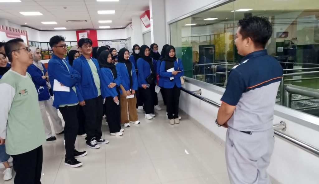 Mahasiswa Farmasi Poltek Harber Kunjungi Industri di Jatim dan Bali