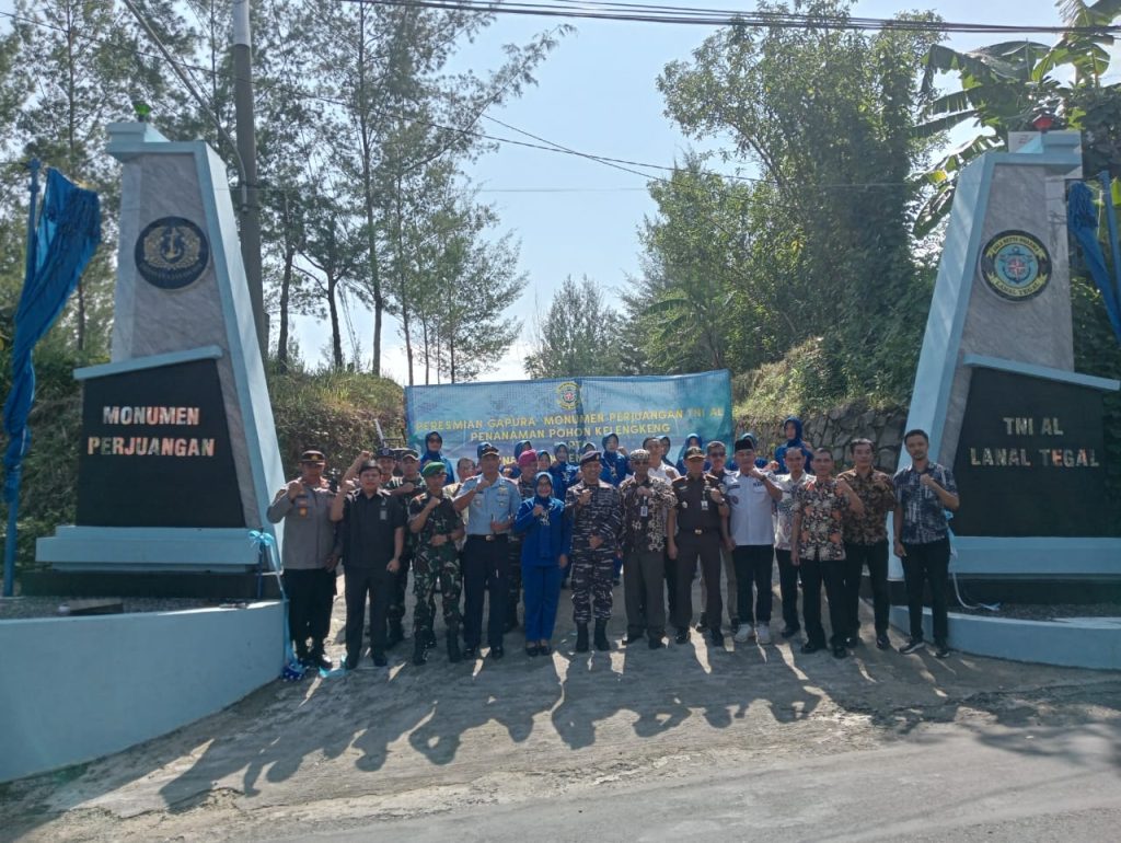 Gapura Megah Berdiri di Monumen Perjuangan TNI AL Kalibakung