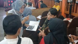 Data Bermasalah, Rekapitulasi di KPU Pemalang Dihentikan