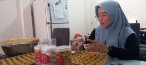 Meraup Untung dari Bisnis Kue Kering di Bulan Ramadhan 