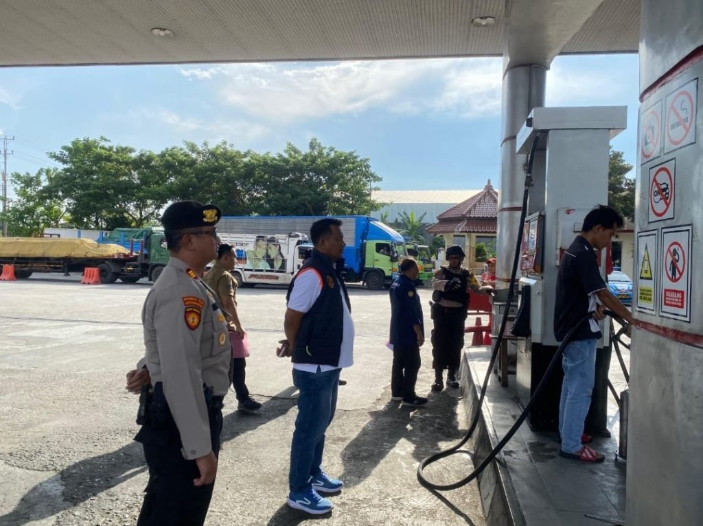 Cegah Kecurangan Pengisian BBM, Polres Tegal Cek Empat SPBU