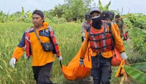 Geger, Mayat Tanpa Busana Ditemukan di Sungai Layapan