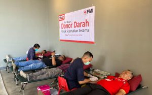 35 Karyawan Alfamart Sumbangkan Darah ke PMI
