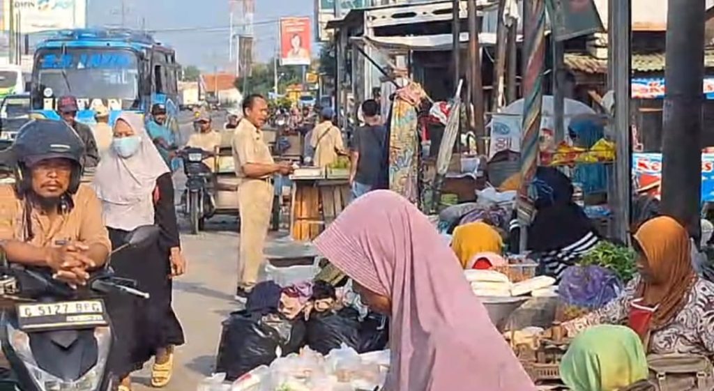 Waspadai Dua Pasar Tumpah di Brebes, Rawan Macet Saat Arus Mudik Lebaran