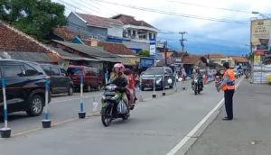 Bumiayu-Linggapura Padat, Polisi Sempat Terapkan One Way