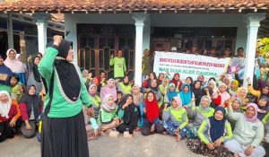 Wanita Butik di Brebes Deklarasi Alex Petani Bawang Maju Pilbup