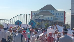 Ratusan PTT di Brebes Demo ke KPT, Ini Tuntutannya