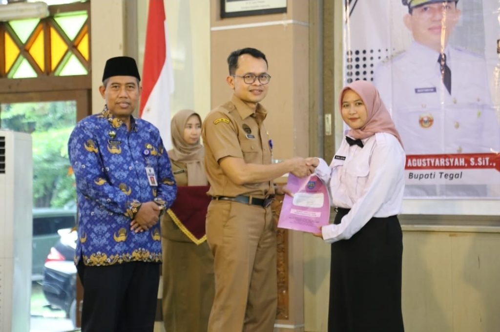 400 PPPK Terima SK Pengangkatan