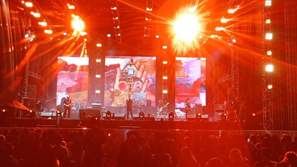 Dewa 19 Feat Ello dan Virzha Getarkan Slawi, Bawakan 19 Lagu Andalan