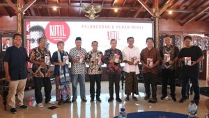Rilis Novel ‘Kutil’, Dadang Somantri Berharap Minat Baca di Kota Tegal Ditingkatkan