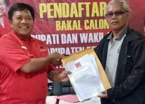 Usung Perubahan, APT Ambil Formulir Cawabup di PDI Perjuangan
