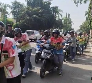 Ratusan Pelajar Dihukum Dorong Motor Saat Konvoi Lulusan