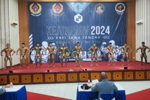 Jelang PON, Puluhan Atlet Binaraga Ikuti Kejurprov PBFI di Brebes