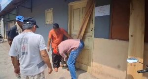 Ratusan Warga di Brebes Segel Warung Remang-remang, Dijadikan Tempat Esek-esek