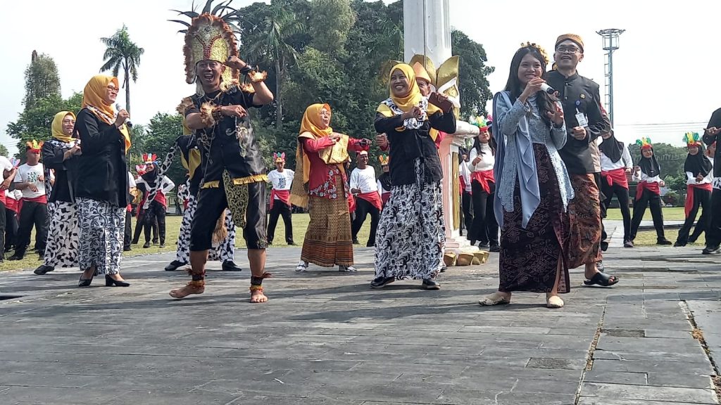 Peringatan Hardiknas 2024