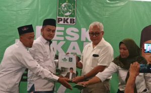 Kapten Pilot Aktif Maju Cabup di Pilkada Brebes, Mendaftar ke Beberapa Parpol