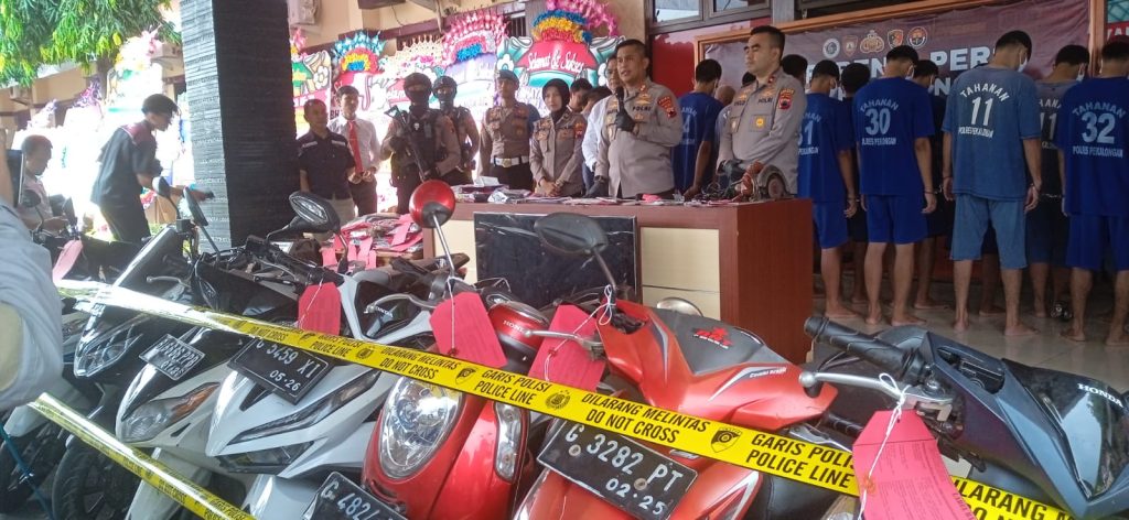 Polres Pekalongan Sita Belasan Barang Bukti Kasus Curanmor