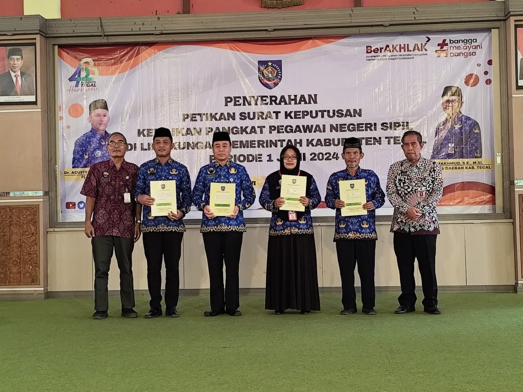 709 PNS Terima SK Kenaikan Pangkat