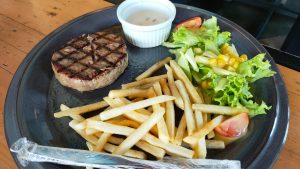 Cegah Kolesterol Tinggi Saat Menyantap Daging Kurban