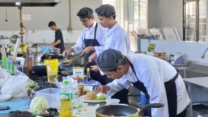 Jelang Kelulusan, Mahasiswa Perhotelan Poltek Harber Dibekali Sertifikasi Kompetensi