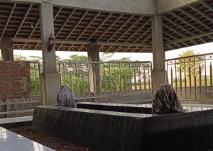 Mbah Sokowelang, Penjaga Benda Pusaka Raden Mas Hanggawana Kalisoka Tegal