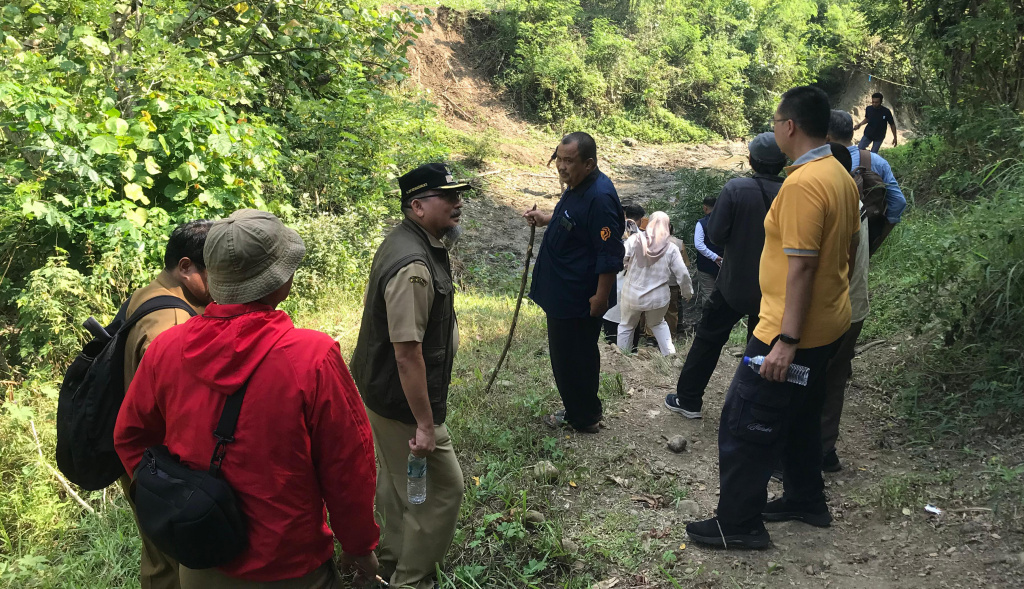 BRIN Survei Jalan dan Lokasi Program Ekskavasi Arkeologi di Situs Bumiayu