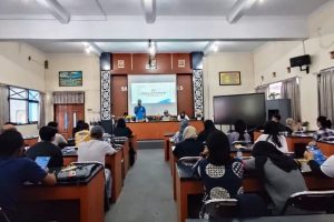 Puluhan Peserta Digembleng Pelatihan Juri dan Wasit Cabor Renang