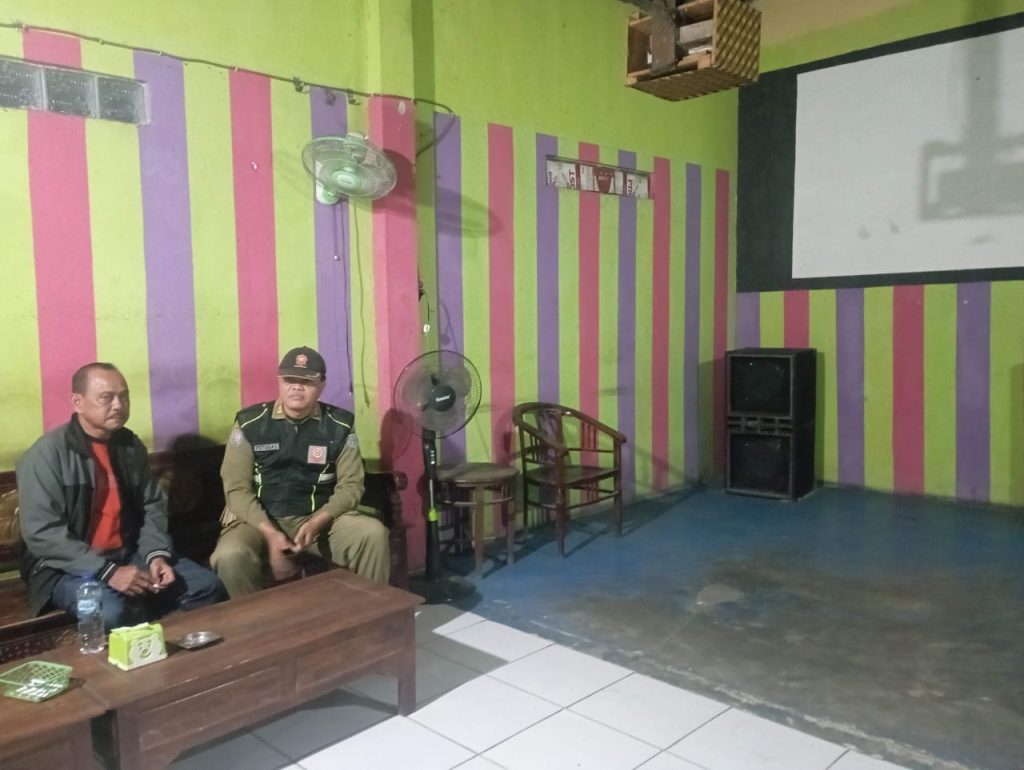 Satpol PP Tegur Dua Pemilik Kafe Lantaran Sediakan PL