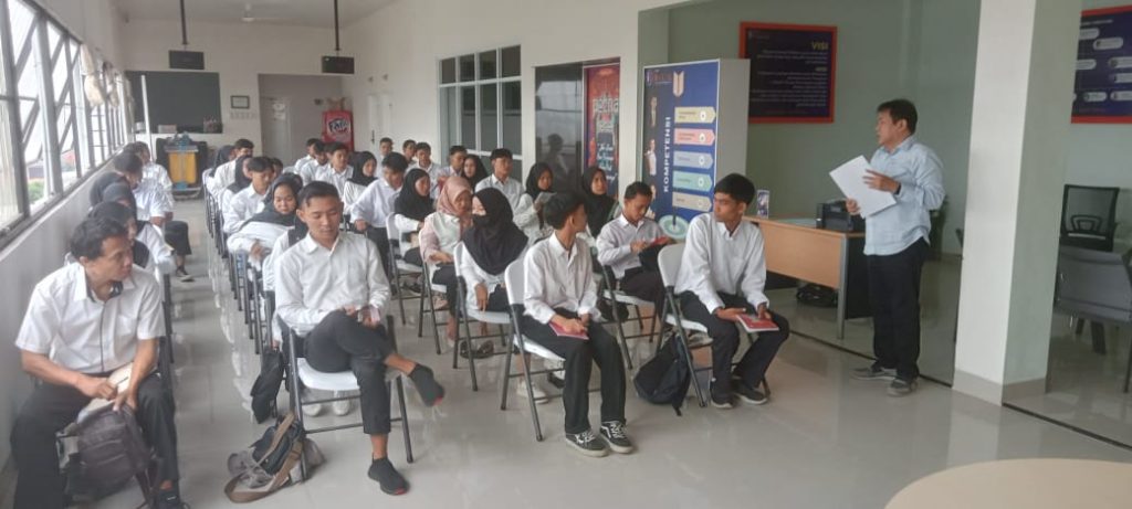 LPK BiLiK Pelatihan Perhotelan Gelar Walk-in Interview Calon Pramusaji RSUD dr. Soeselo Slawi