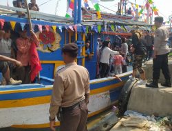 Waspadai Muatan  Berlebih Penumpang Kapal Ikan