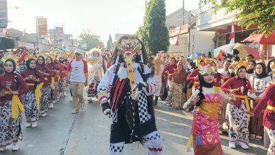 Semarak Karnaval di Bumiayu, Ada Parade Kostum Karnival hingga Tarian Tradisional yang Memukau