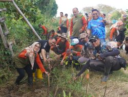 1.500 Mangrove Ditanam di Bantaran Kali Kemiri