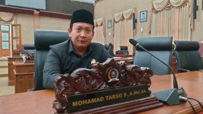 Kisah Tarso, Penjaga Palang Pintu Kereta yang Jadi Anggota DPRD