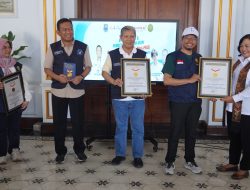 Skrining Kesehatan Gigi dan Mulut Siswa SD Pecahkan MURI